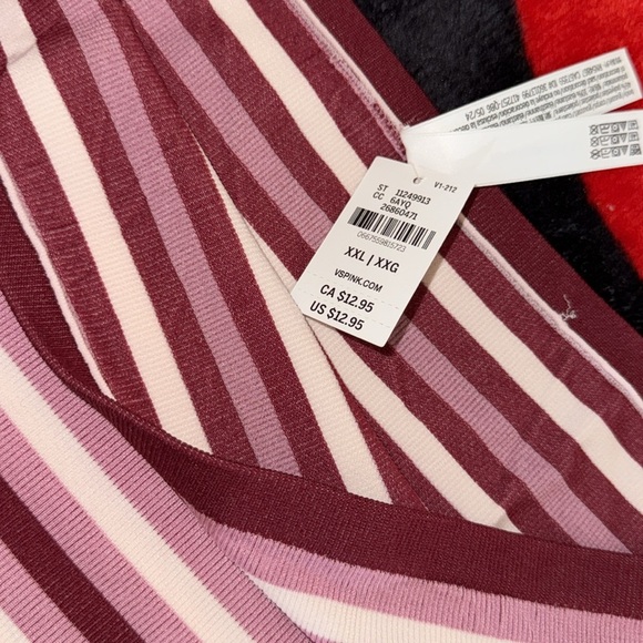 PINK
SEAMLESS HIPHUGGER PANTY - Picture 3 of 3